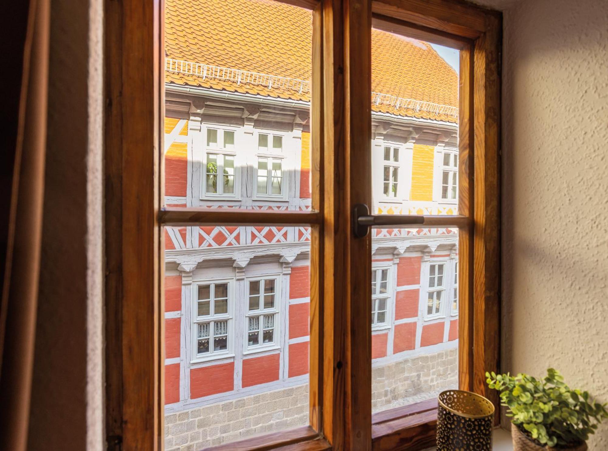 Ferienwohnungen Am Kornmarkt I Quedlinburg Exteriör bild